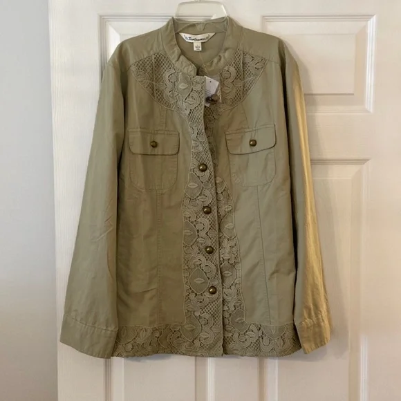 TANTRUMS Jacket size L brand new with tag length 28” bust 44” - Picture 1 of 12